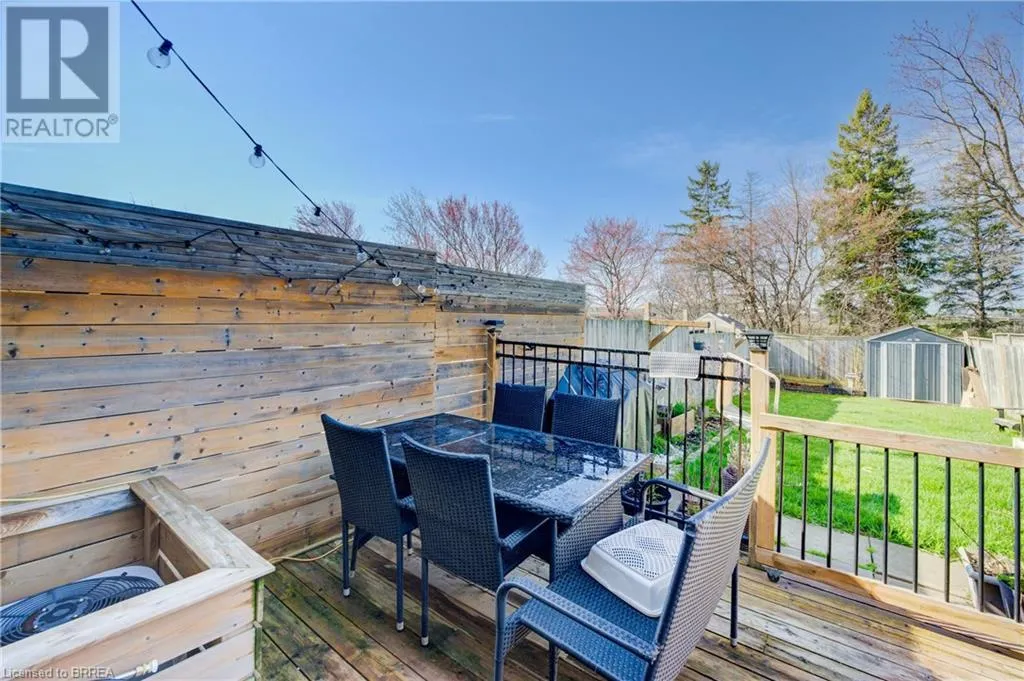 21 ROMY Crescent