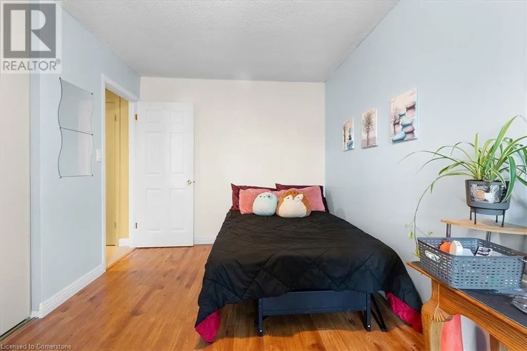 122 LAKESHORE Road Unit# 8, #8