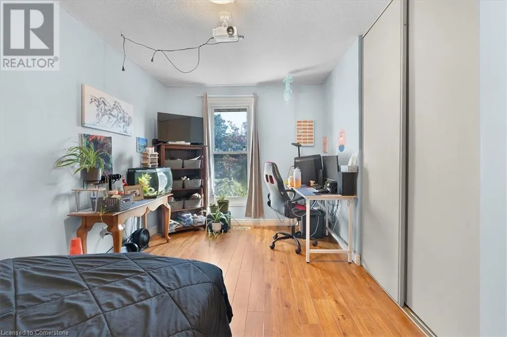 122 LAKESHORE Road Unit# 8, #8