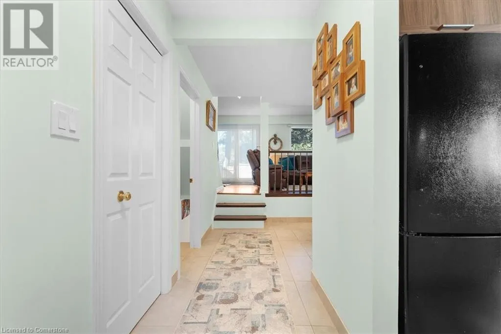 122 LAKESHORE Road Unit# 8, #8