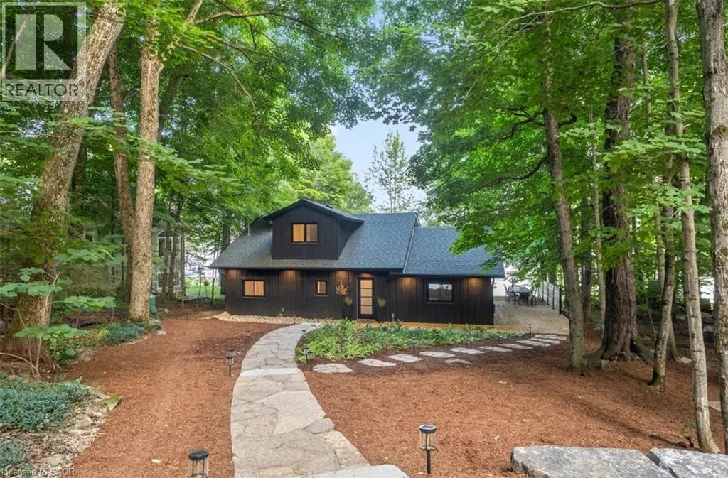 1140 FOXPOINT Road