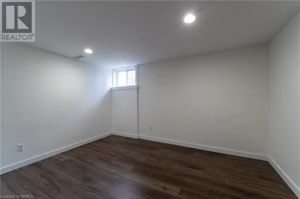 124 OAKLAND Avenue