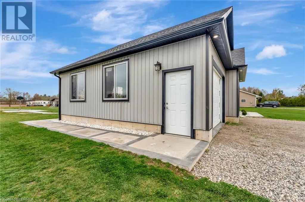 2445 EAST QUARTER LINE Road