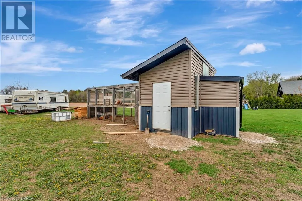 2445 EAST QUARTER LINE Road