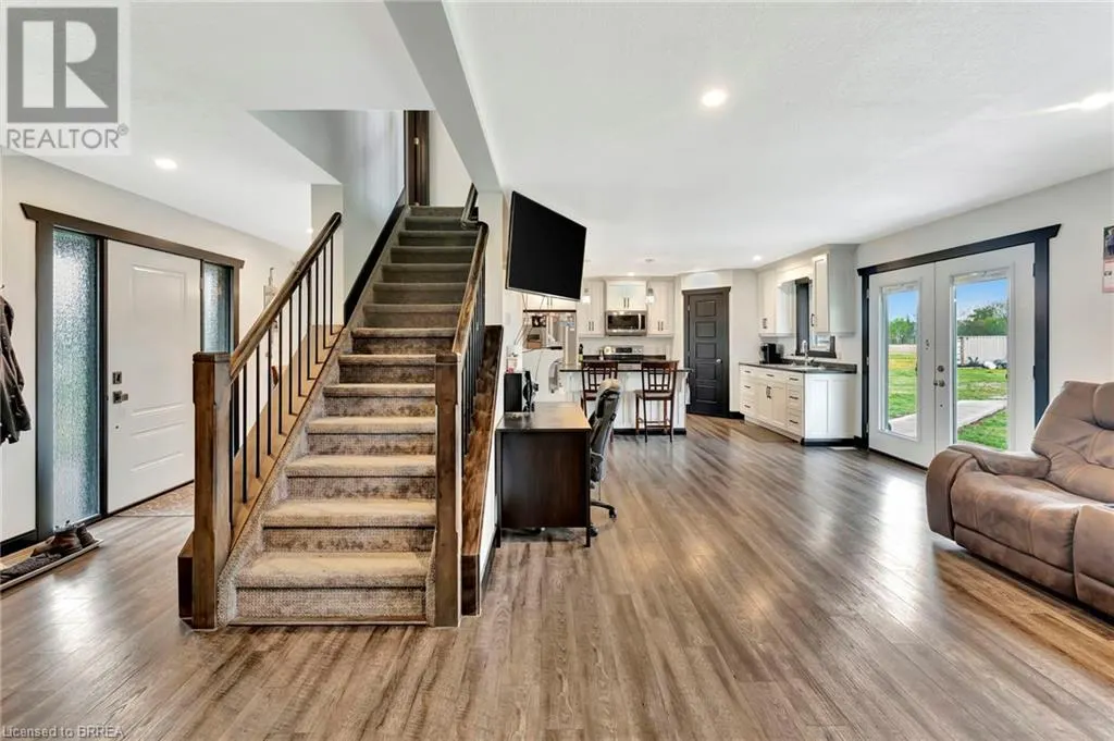 2445 EAST QUARTER LINE Road