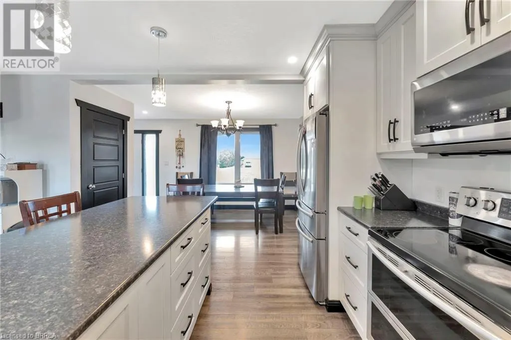 2445 EAST QUARTER LINE Road