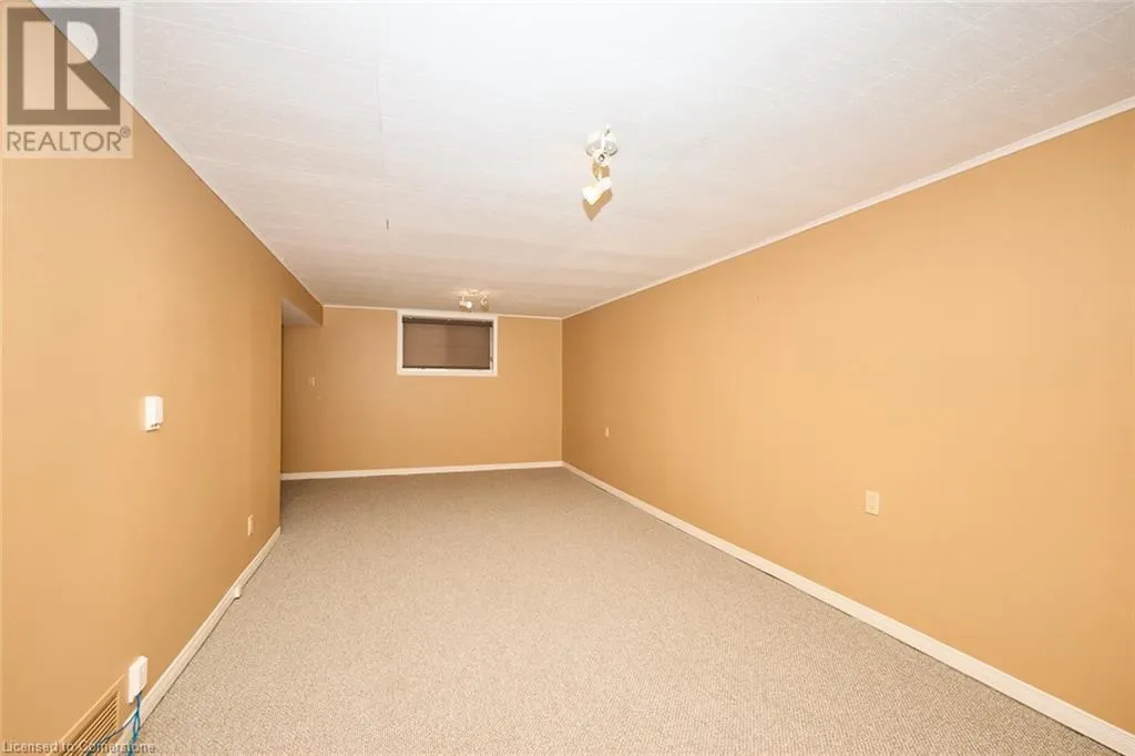 765 GRANDVIEW Road