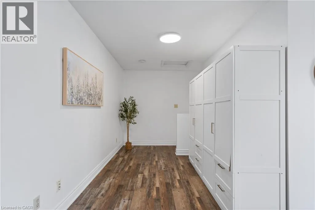 33 TOTTEN DRIVE Drive