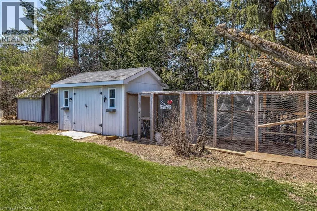 33 TOTTEN DRIVE Drive