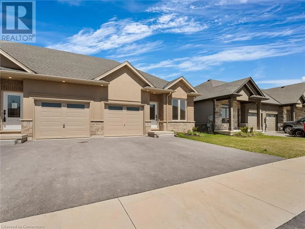 15 AUSTIN Drive