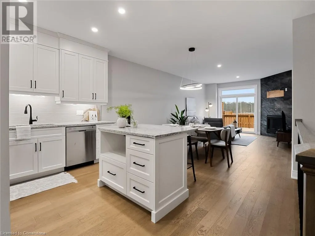 15 AUSTIN Drive