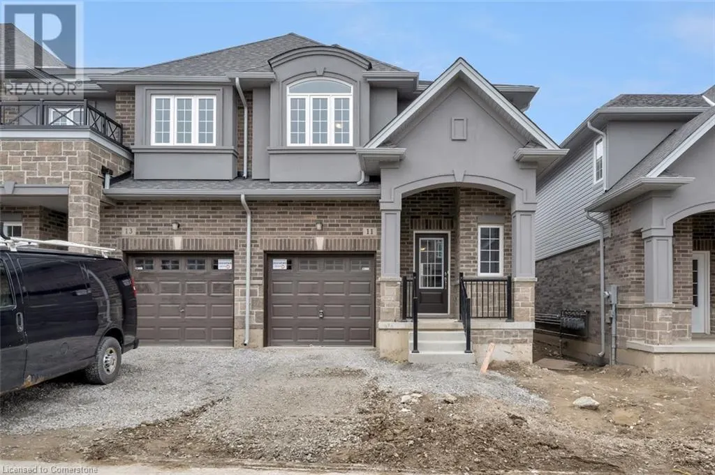 11 LINDEN PARK Lane