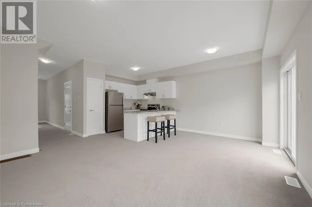 11 LINDEN PARK Lane