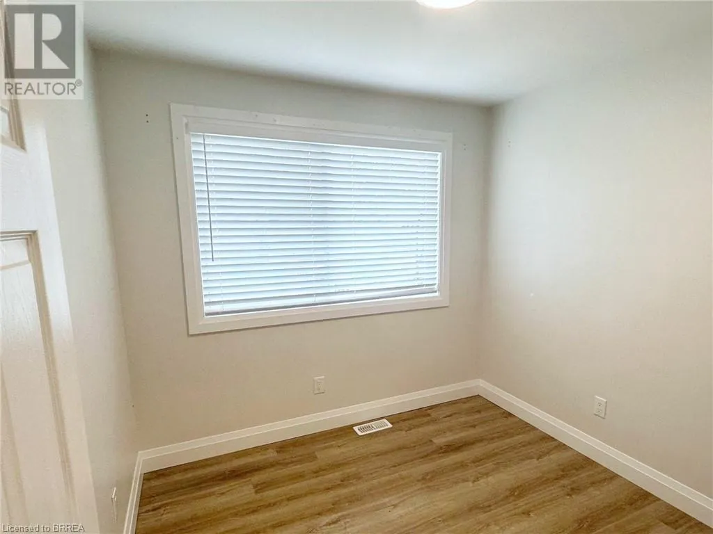 75 HENDERSON Avenue