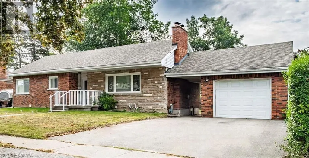 75 HENDERSON Avenue