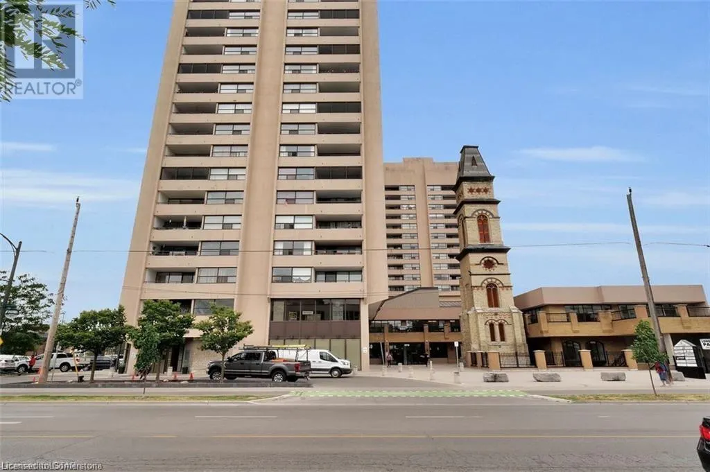 379 DUNDAS Street Unit# 109-110, #109-110