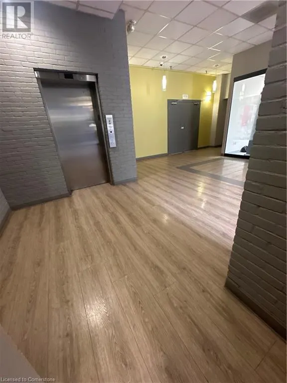 379 DUNDAS Street Unit# 109-110, #109-110