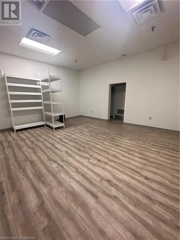 379 DUNDAS Street Unit# 109-110, #109-110
