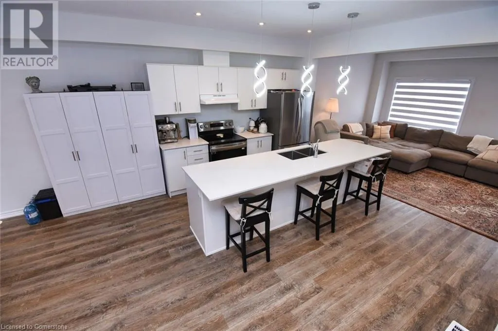 187 WILSON Street W Unit# 4, #4