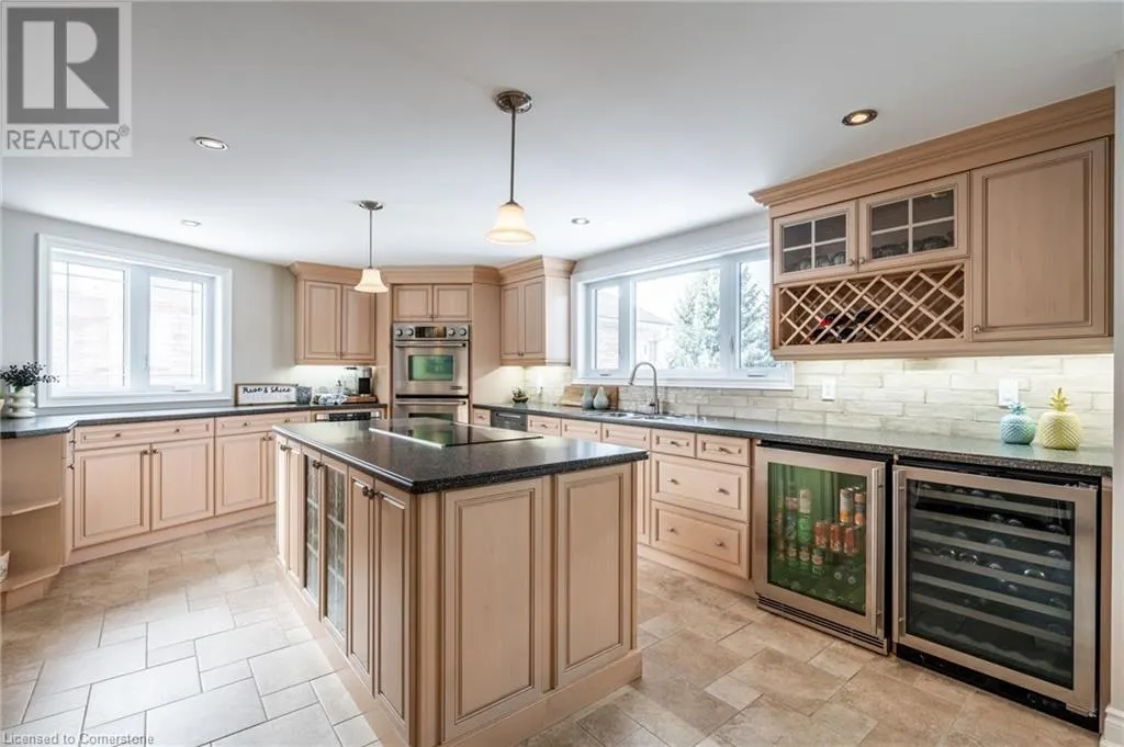 144 LAKESIDE Drive