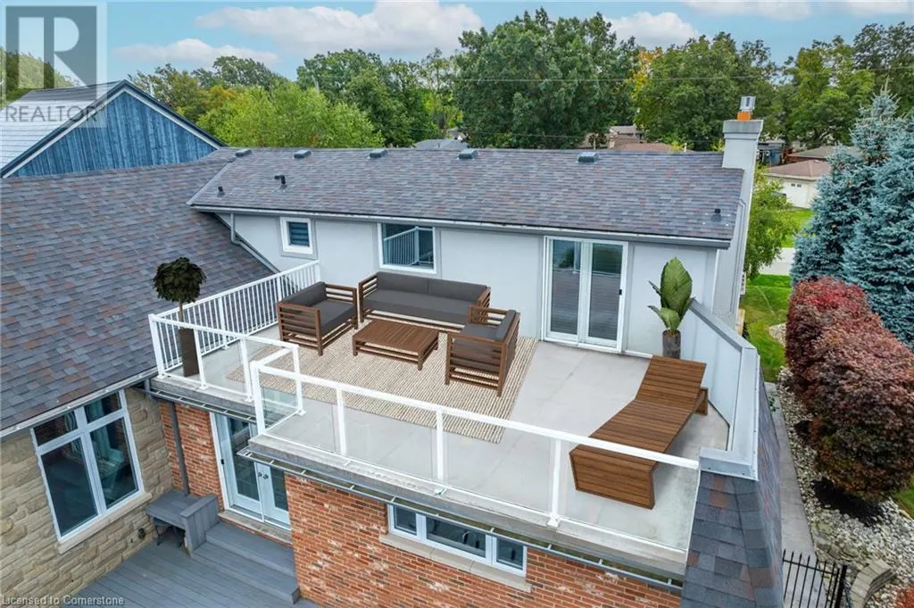 144 LAKESIDE Drive