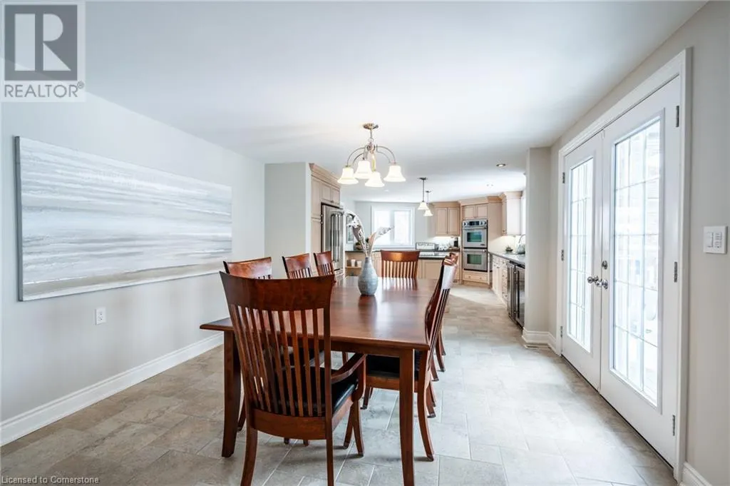144 LAKESIDE Drive
