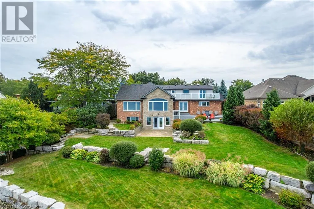 144 LAKESIDE Drive