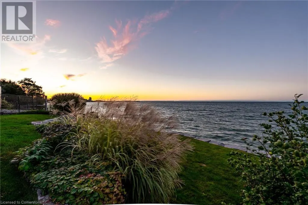 144 LAKESIDE Drive