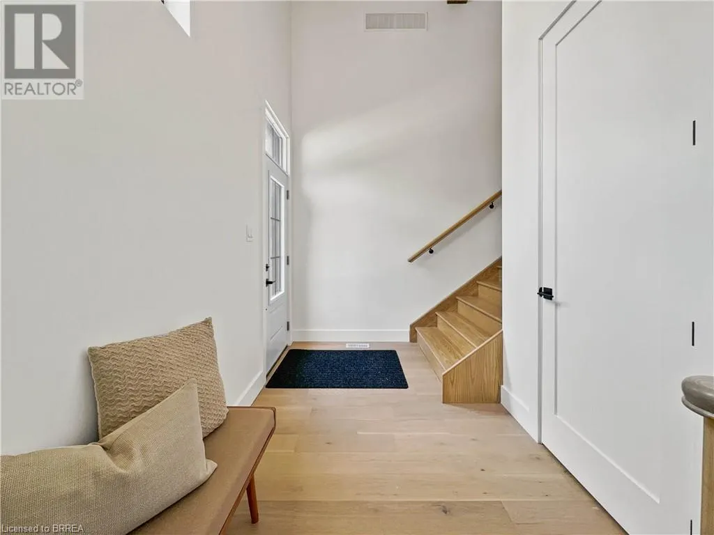 75 GRAND RIVER Street S