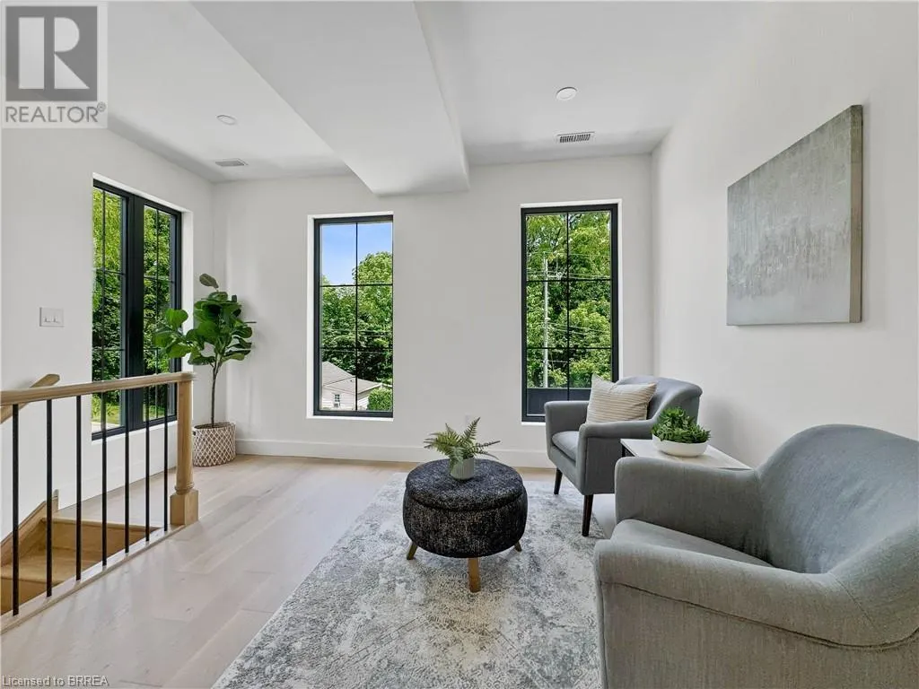 75 GRAND RIVER Street S