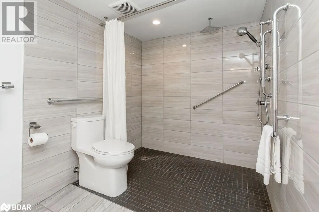 80 HORSESHOE Boulevard Unit# 307, #307