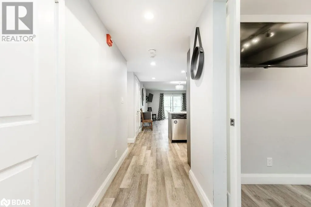 80 HORSESHOE Boulevard Unit# 307, #307