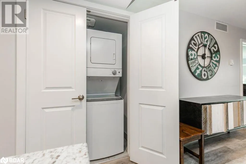 80 HORSESHOE Boulevard Unit# 307, #307