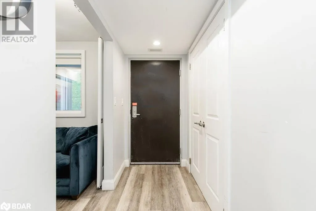 80 HORSESHOE Boulevard Unit# 307, #307