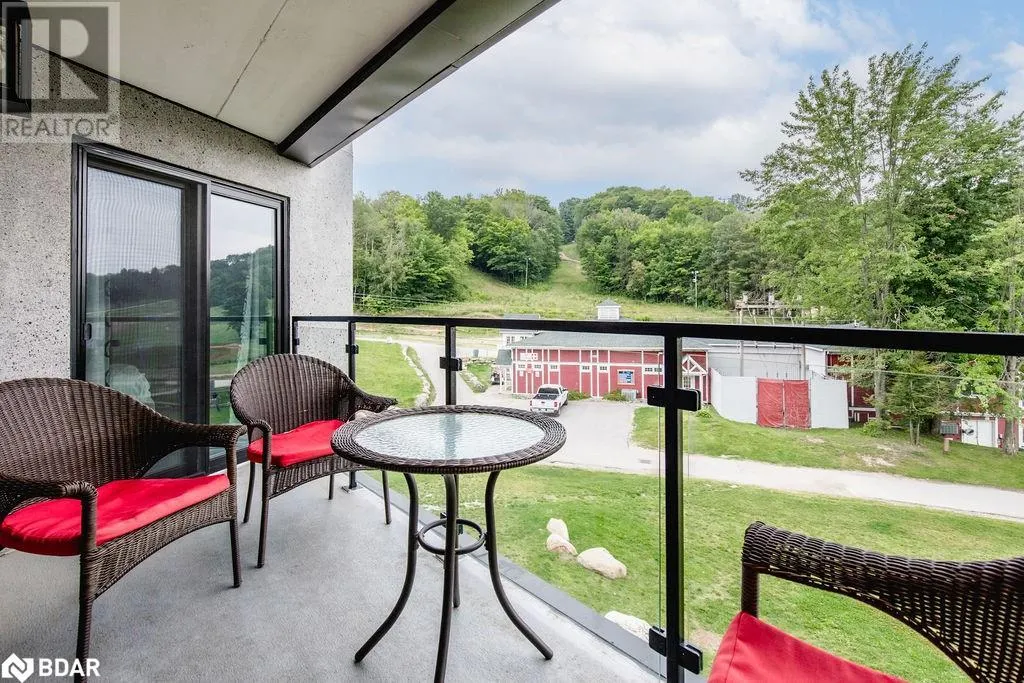 80 HORSESHOE Boulevard Unit# 307, #307
