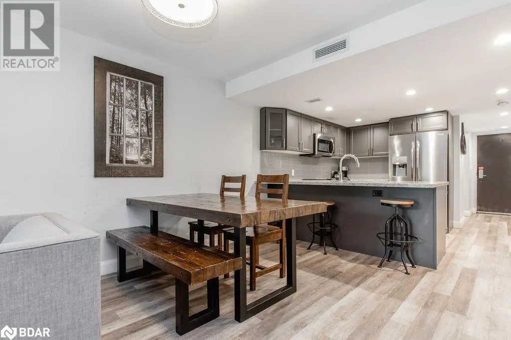 80 HORSESHOE Boulevard Unit# 307, #307