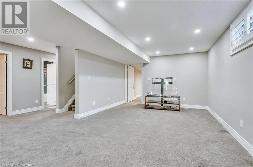 194 DONLY Drive S Unit# 12, #12