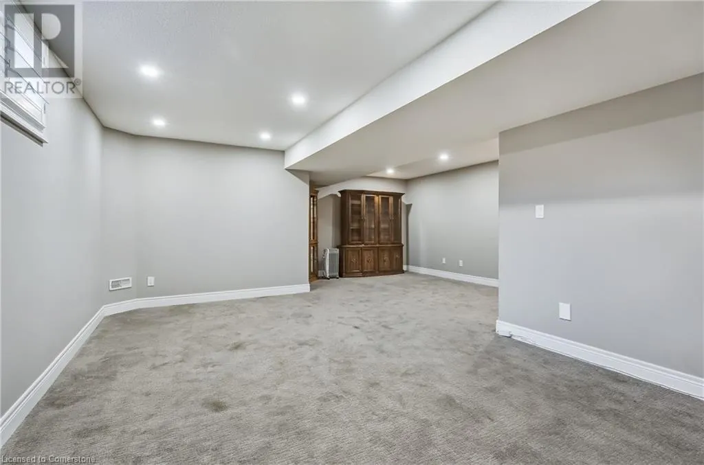 194 DONLY Drive S Unit# 12, #12