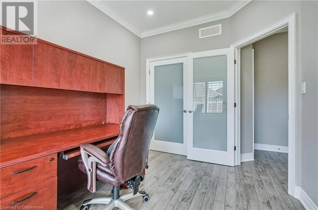 194 DONLY Drive S Unit# 12, #12
