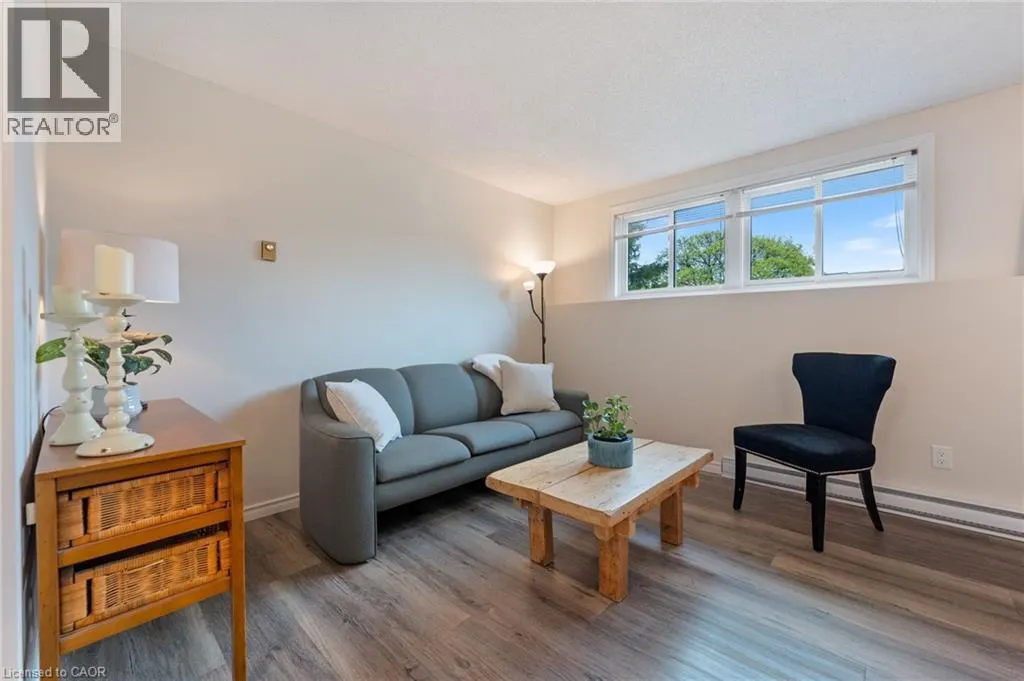 60 DONLY Drive S Unit# 101, #101