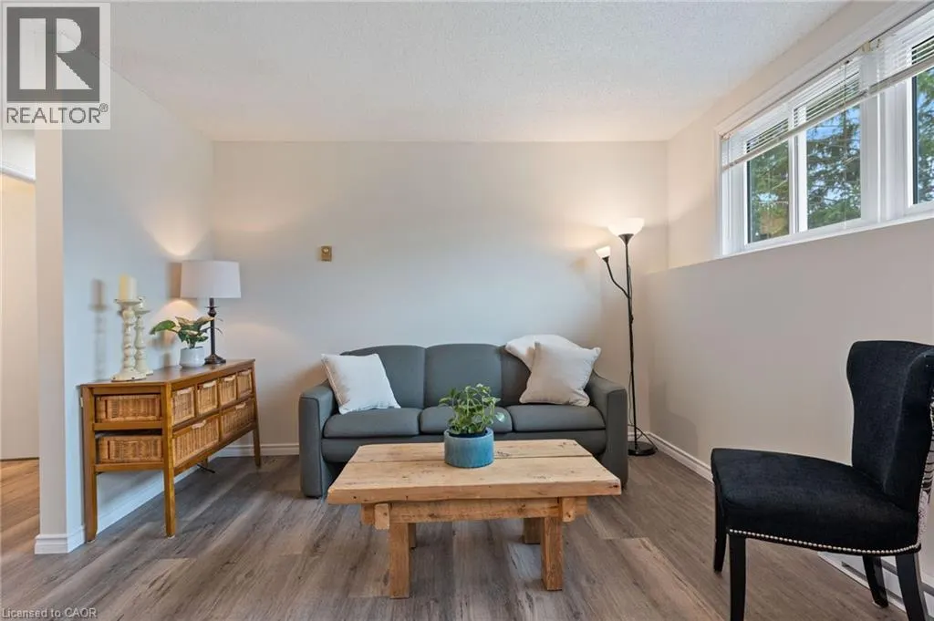 60 DONLY Drive S Unit# 101, #101