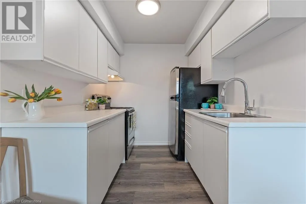 60 DONLY Drive S Unit# 101, #101