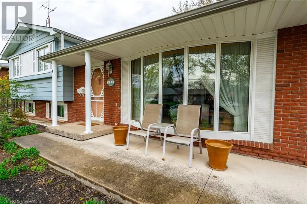 611 WOODVIEW Road