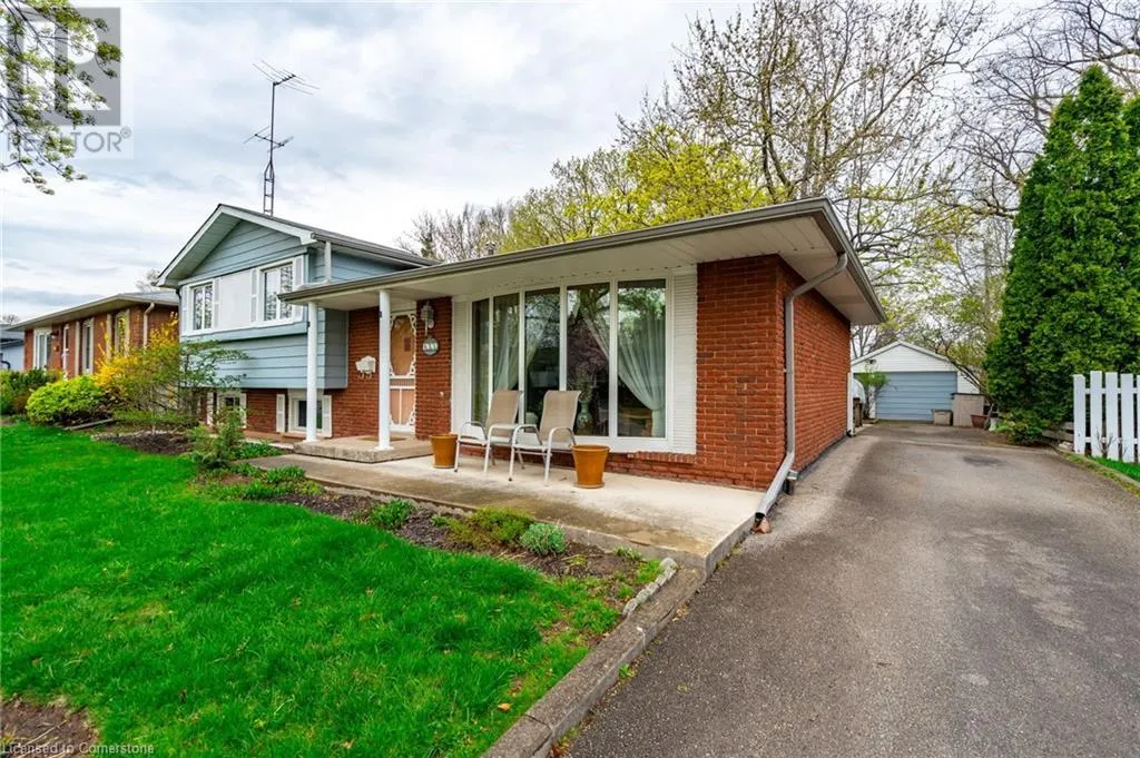 611 WOODVIEW Road