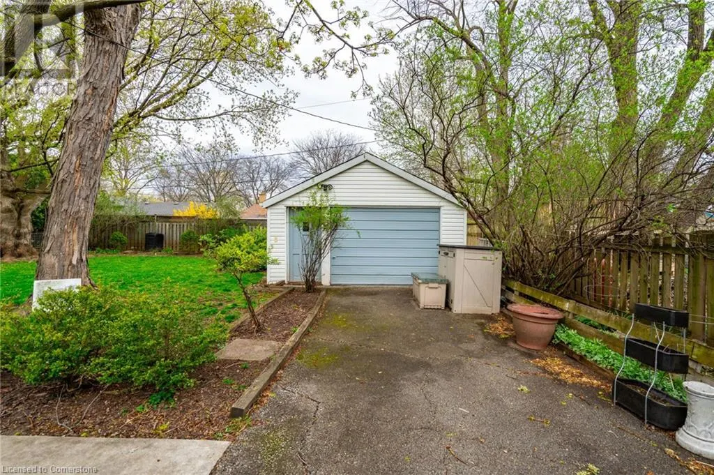 611 WOODVIEW Road