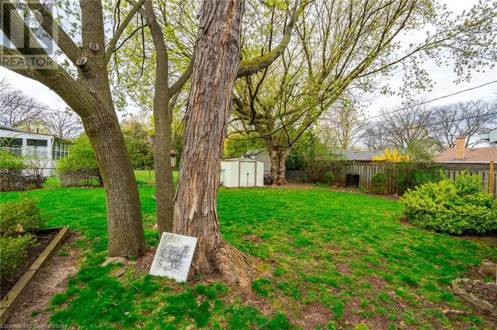 611 WOODVIEW Road