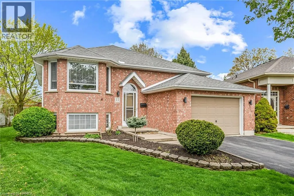 22 PASSMORE Court