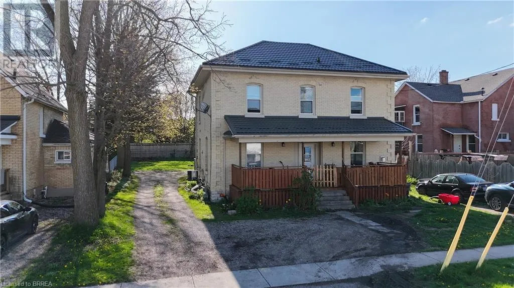34 YOUNG Street