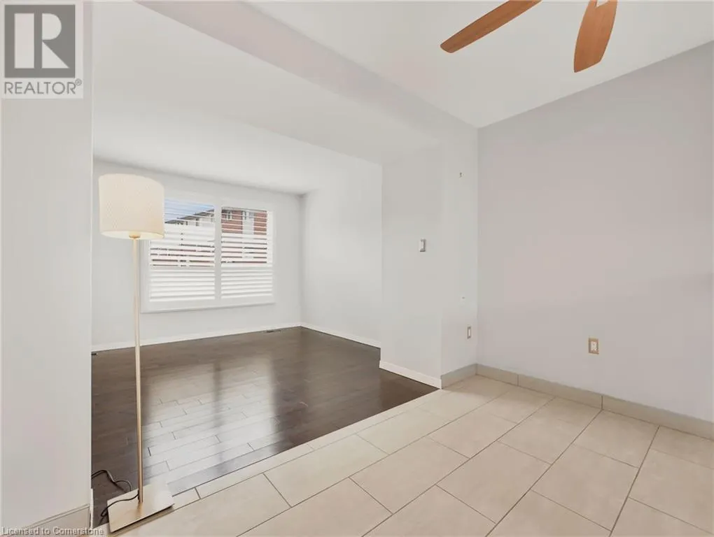 202 LAVINA Crescent Unit# 10, #10