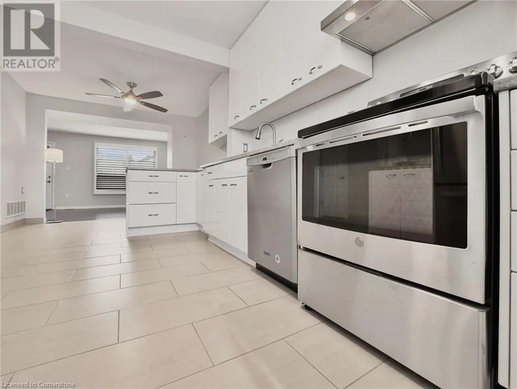 202 LAVINA Crescent Unit# 10, #10